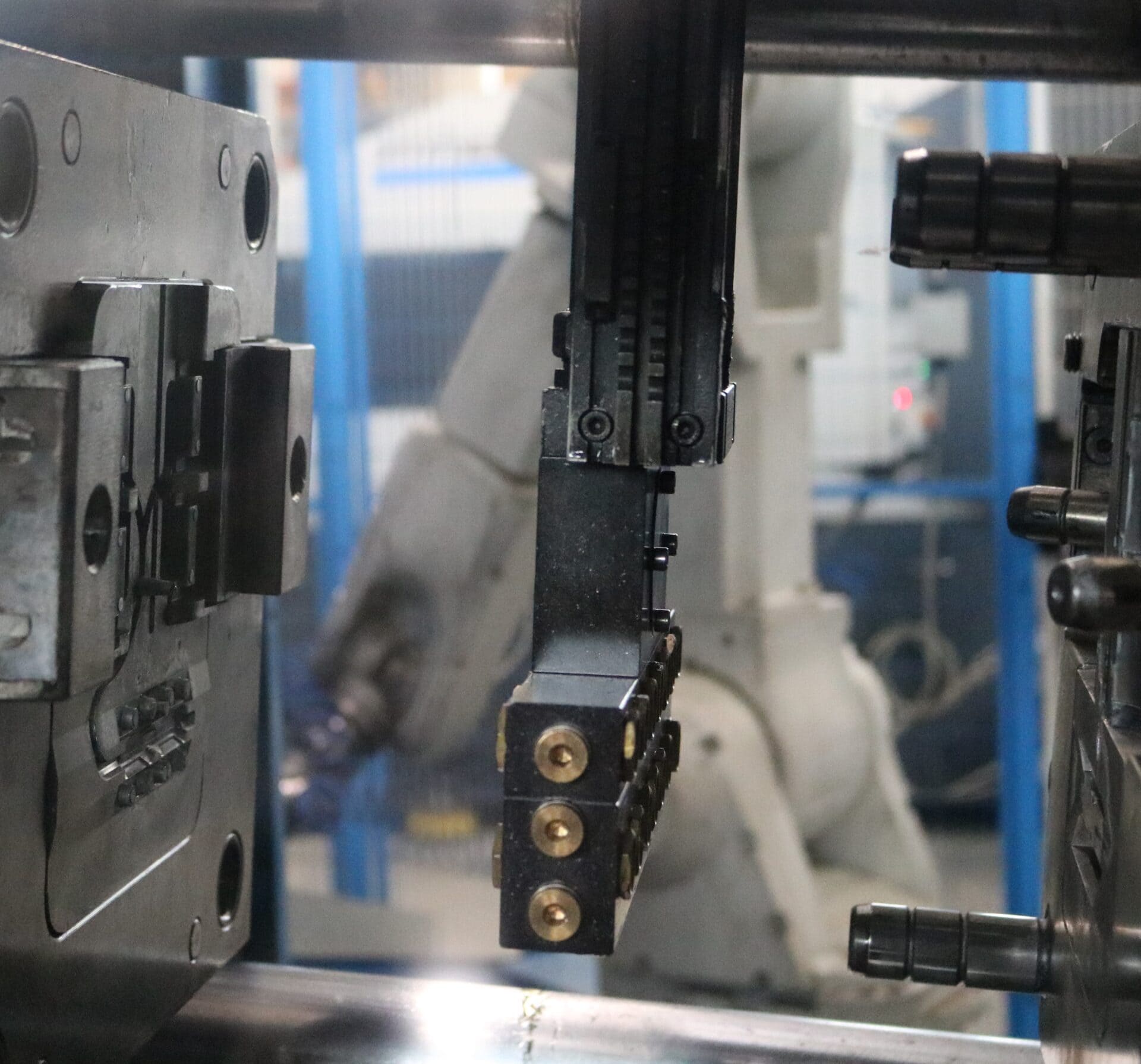 Lubrification robotisée du moule - Micrometal